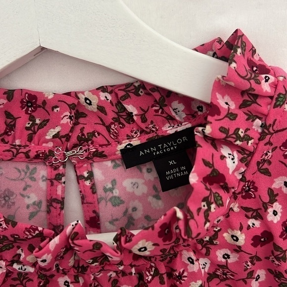 🆕NWT Ann Taylor factory size XL sleeves floral blouse # 288 - Picture 4 of 8